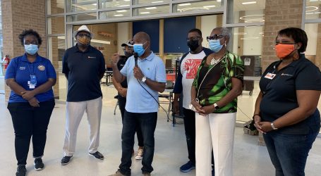 Mayor Turner and several Houston-area school districts successfully launch «Super Saturday Vaccination Days» 