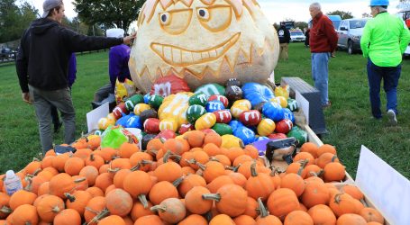 El 65 ° desfile anual de Halloween de Leesburg, Virginia