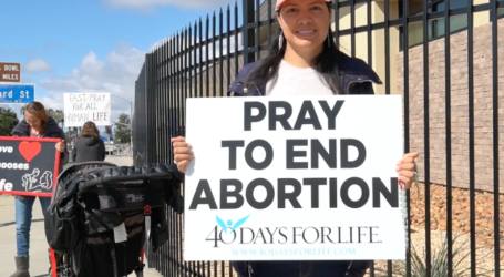 Mujeres en campaña para frenar los abortos