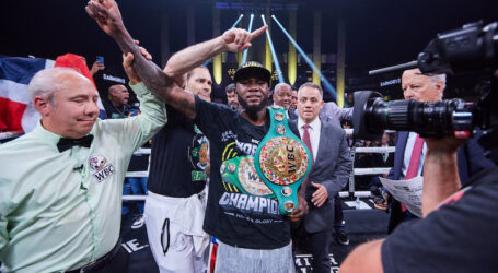CARLOS ADAMES RETAINS INTERIM MIDDLEWEIGHT TITLE WITH NINTH-ROUND STOPPAGE OF JULIAN WILLIAMS IN SHOWTIME® MAIN EVENT SATURDAY NIGHT FROM THE ARMORY IN MINNEAPOLIS