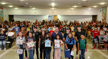 GOLDEN BOY PROMOTIONS VISITS FORD BOULEVARD ELEMENTARY SCHOOL TO INSPIRE AND MOTIVATE STUDENTS IN EAST LOS ANGELES