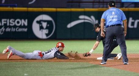 Charros derrota a Caliente y amarra la serie ante los duranguenses