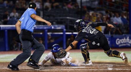 Se lleva Charros doble función vs. Rieleros; vuelve a zona de Playoffs