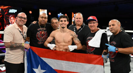 UNDEFEATED FEATHERWEIGHT CARLOS DE LEON