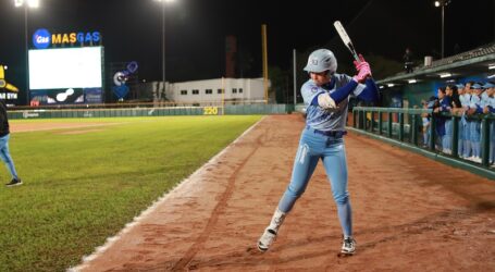 Charros impone su ofensiva y se lleva el primer juego en el Centenario